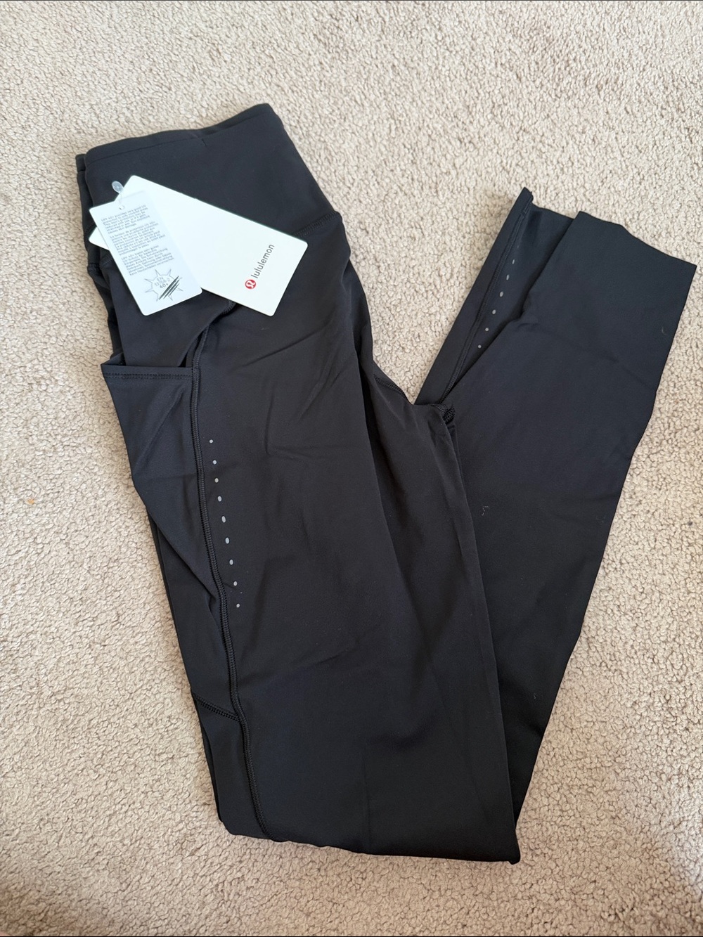 Lululemon Black Fast and Free 28” with pockets